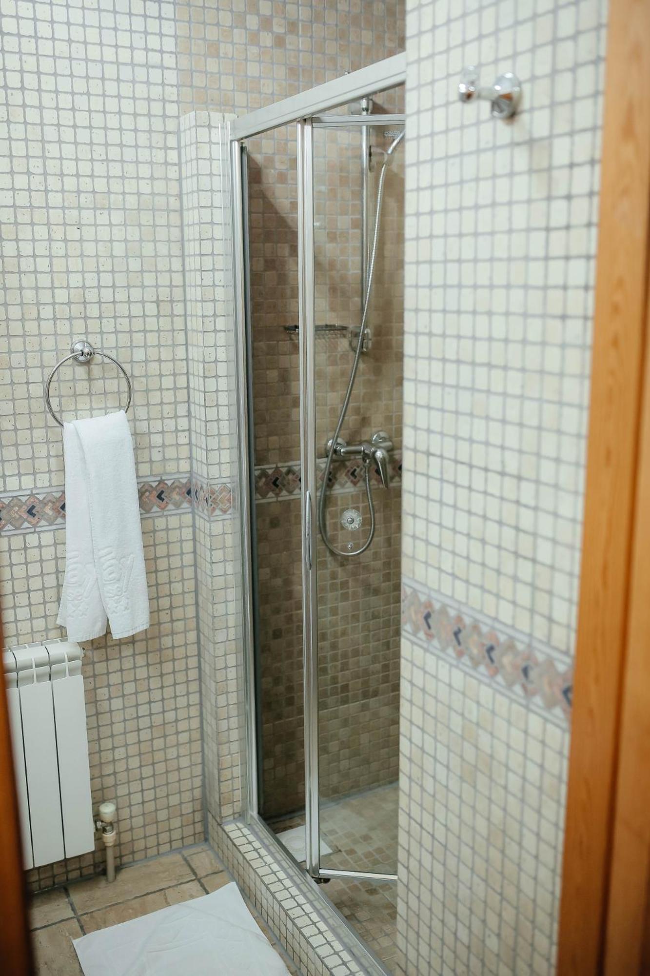 ホテル Тау-House Kok-Shoky エクステリア 写真