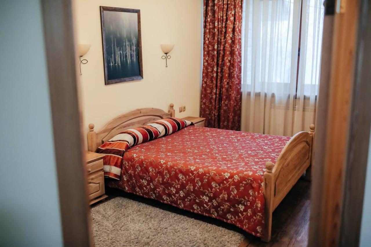 ホテル Тау-House Kok-Shoky エクステリア 写真